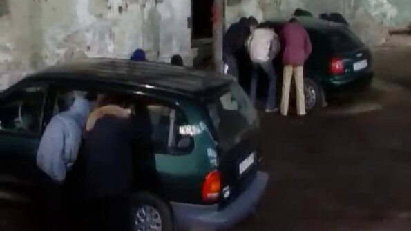 De Maisie Rain și pizde cu sani mari Kayla Green