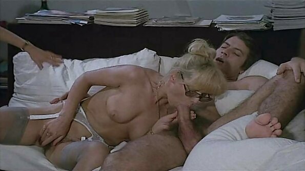 Am ajutorul soției mele #03 filme porno cu blonde cu țâțe mari !!