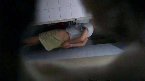 Impregnate Arielle femei cu floci la pizda Aquinas Se masturbeaza in carantina