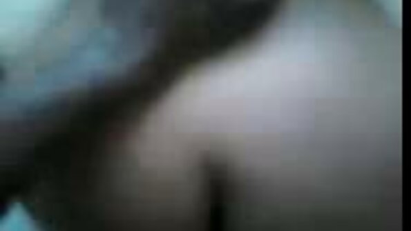 Sex bizar femei mature Kim adolescent nevoie de un orgasm sex cu pizde mari