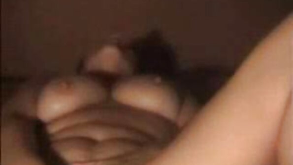 Lesbiene futai pule mari sex pe plaja