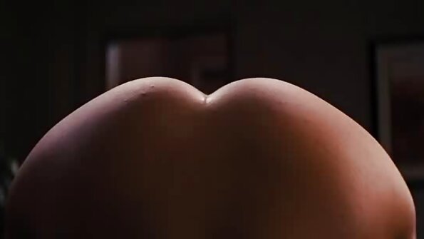 Iubitul își depune sămânța caldă în interiorul micuței Adolescente Nelya Jorden porno cu pule uriase